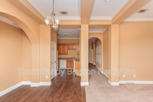 Photo - 7071 Lake Joanne Dr