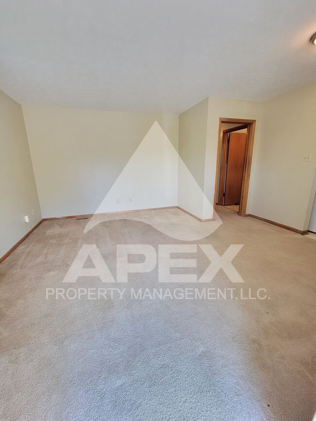 Photo - MOVE-IN SPECIAL, $1 RENT!! - Spacious Ground Floor 2 Bd - 1Ba Apartment in Fountain City -- END U... Unit #1
