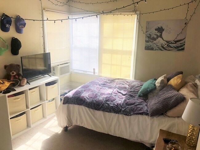 Photo - 731 Bluemont Ave Unidad 1