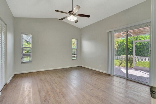 Photo - 1022 Island Manor Dr