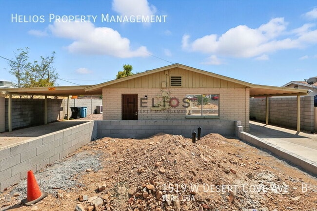 Photo - 1519 W Desert Cove Ave Unit B