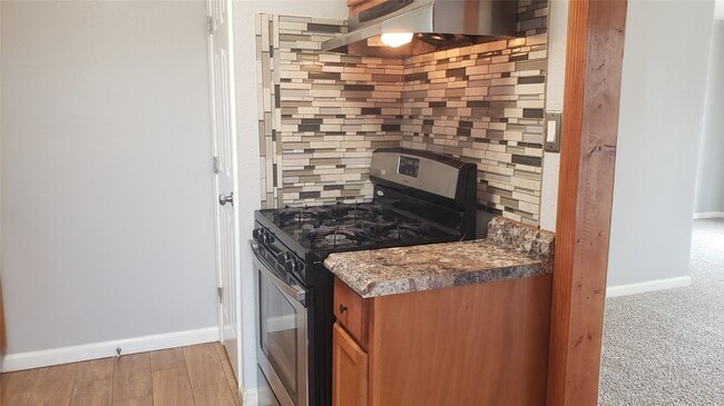 Building Photo - 7715 Glover St