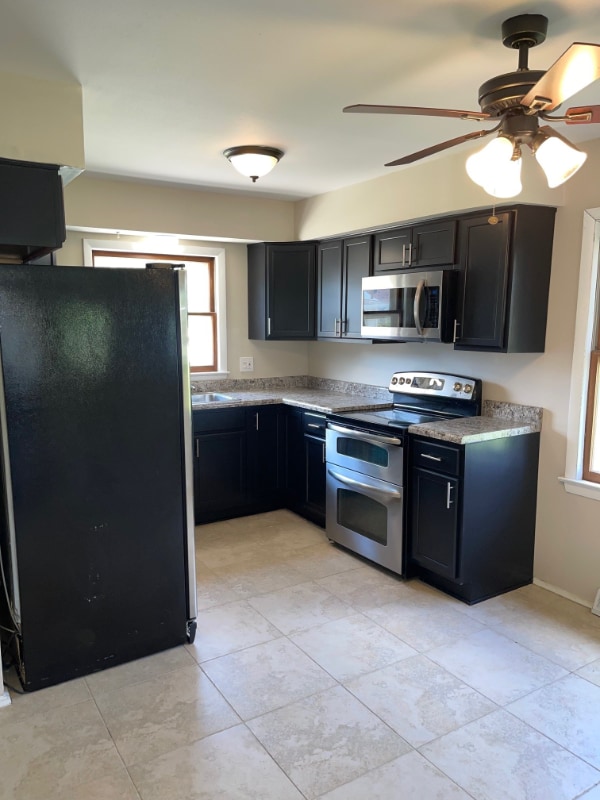 Building Photo - 4835-4837-4837 N 103rd St Rental
