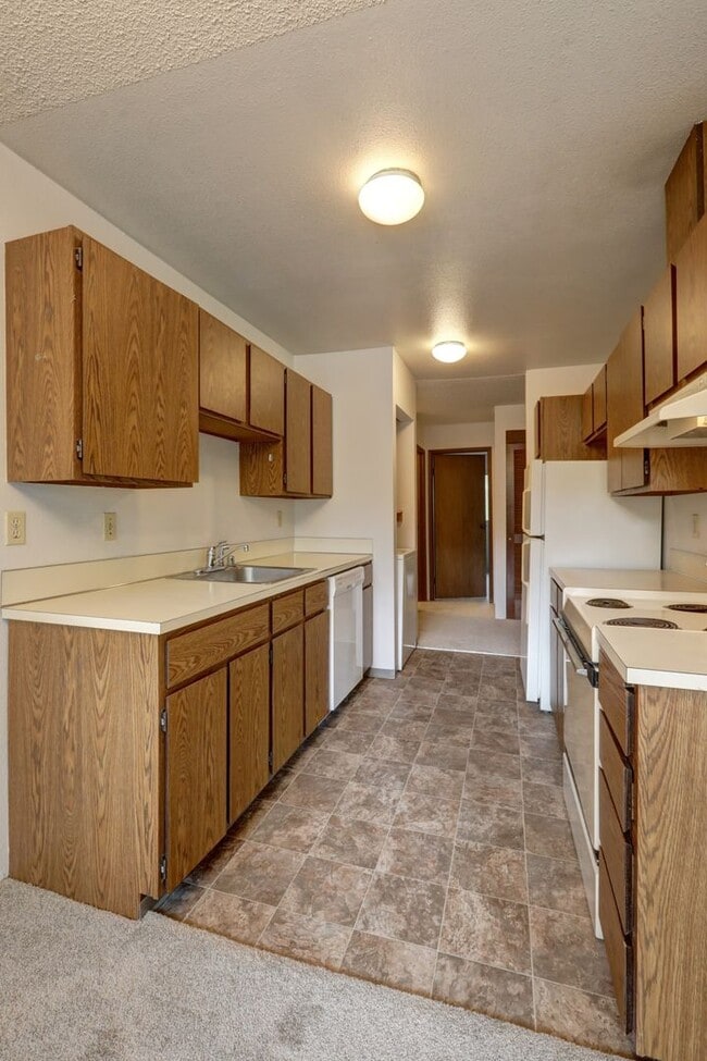 Photo - Top floor 2 bedroom 2 bath condo in Kirkland