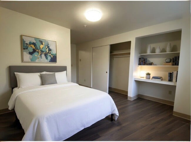 Photo - Evergreen Vista I & II Apartments