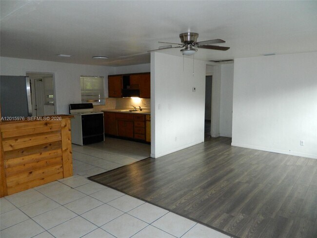 Photo - 1340 SW 34th Ave