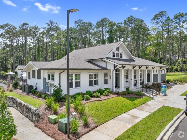 Clubhouse Primary View