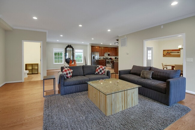 Photo - 6799 Wilson Blvd Unidad ID1395514P