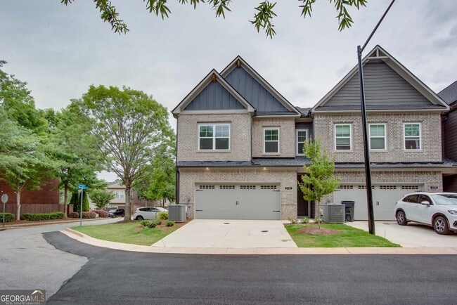 Building Photo - 3140 Marbella Cir