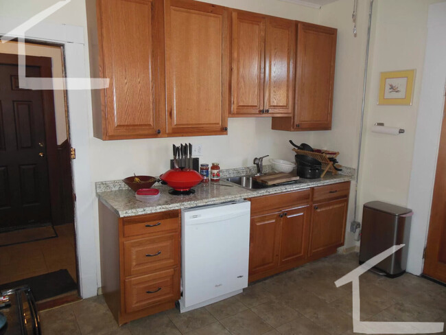 Photo - 12 Royce Rd Condo Unit 3
