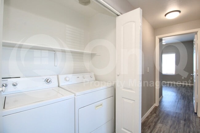 Photo - 6770 N 47th Ave