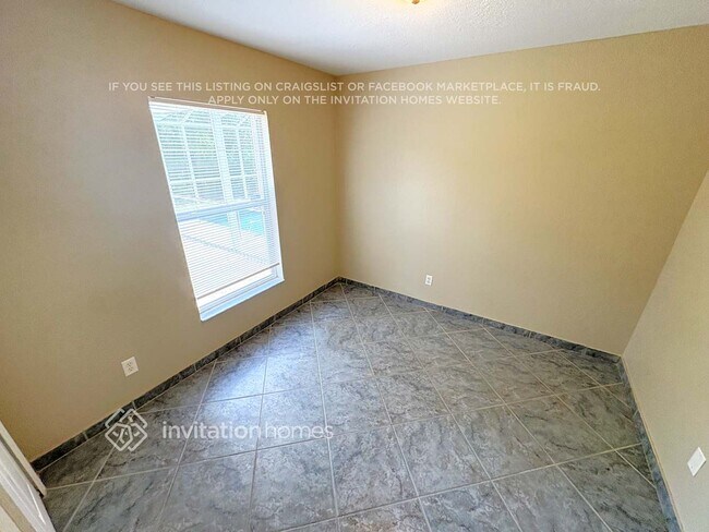 Photo - 3002 Alesio Ave