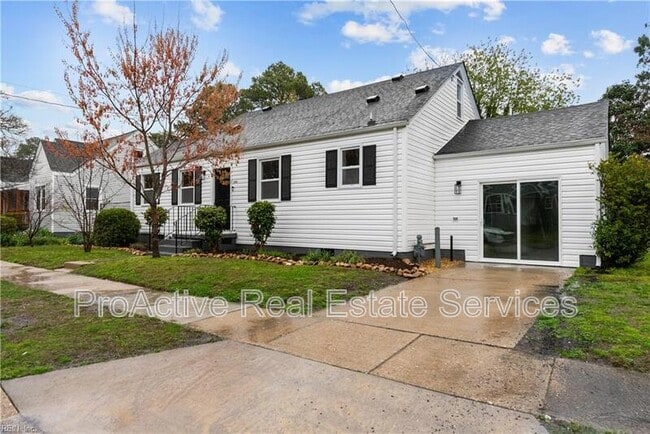 Building Photo - 3826 Abingdon Cir