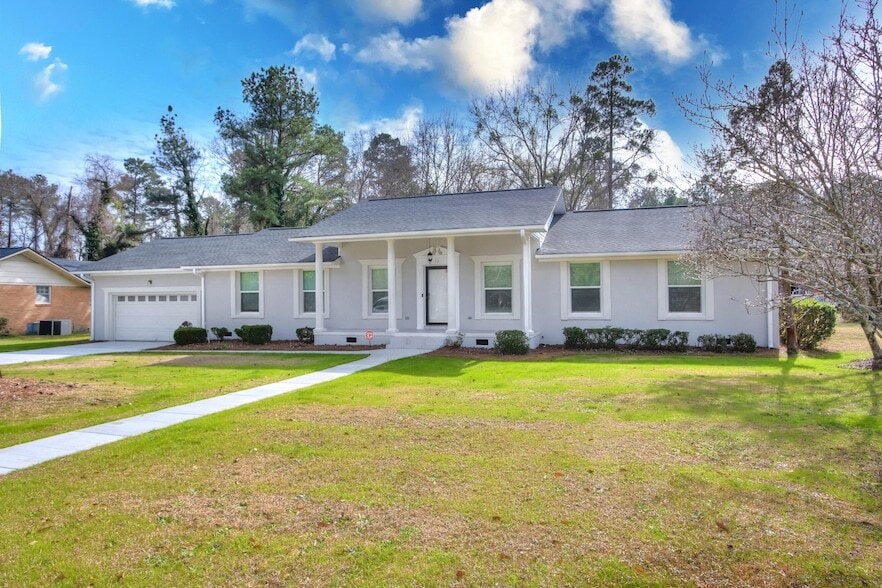 Photo - 15 Pembroke Ct