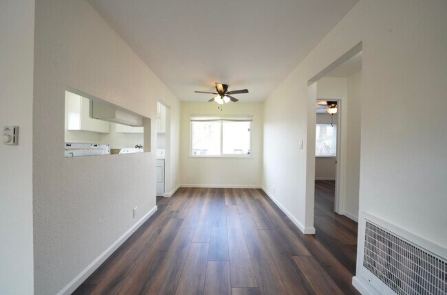 Photo - 100 Carolina St