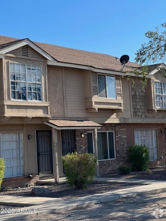Building Photo - 5819 N 59th Dr Rental
