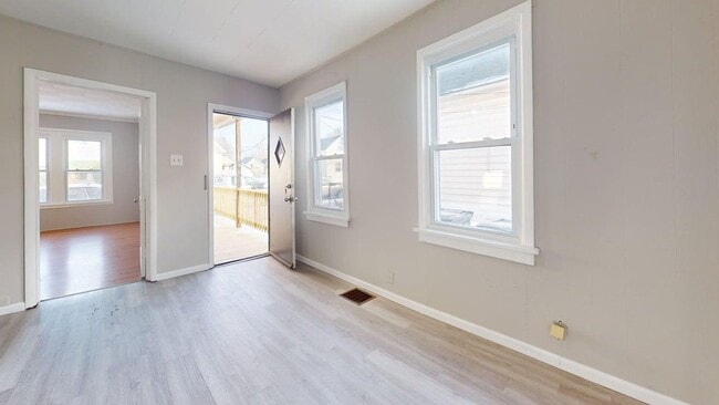 Photo - 3272 W 50th St Unit 3272 W 50th St DOWN