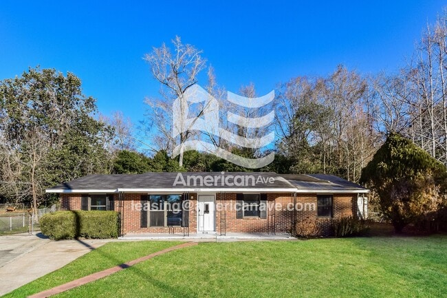 Building Photo - 4935 Lisa Ct