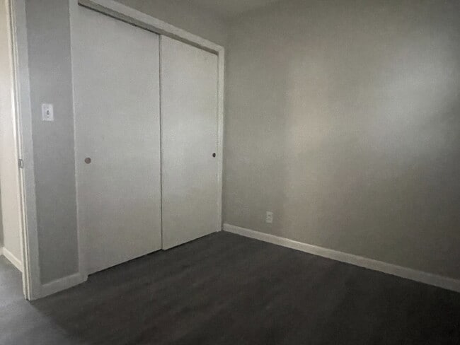 Photo - “You Make My Dreams” — Modern 3 Bed with Clean Updates