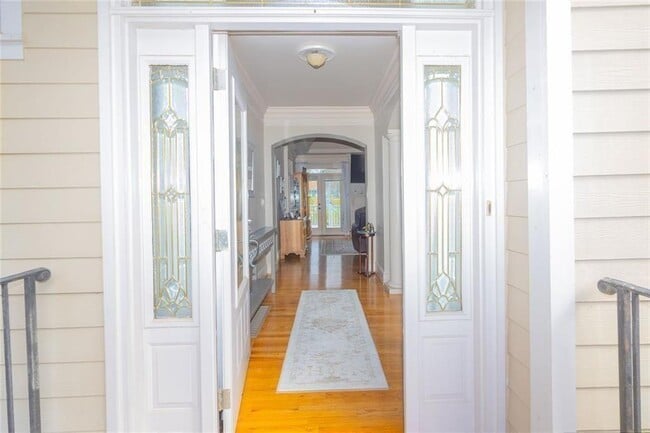 Photo - 721 Smithstone Rd SE