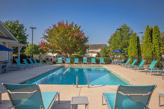 Resort-Style Pool and Sundeck - Stratford at Hillcrest