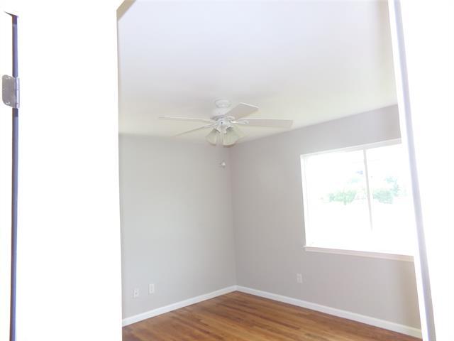 Photo - 1241 Sleepy Hollow Dr Casa