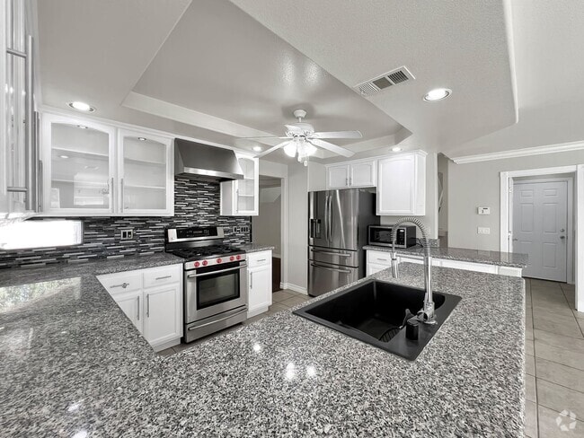 Building Photo - 595 Campus Oaks Ct Rental