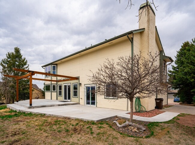 Photo - 850 Wuthering Heights Dr