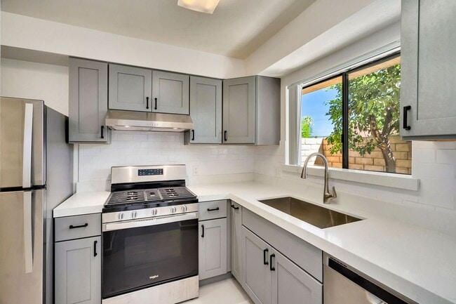 Photo - 74465 Driftwood Dr Unidad 3