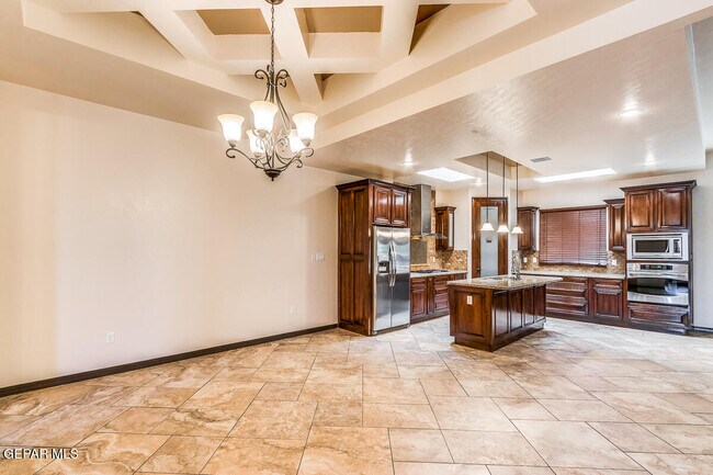 Photo - 14213 Meadow Lake Ave