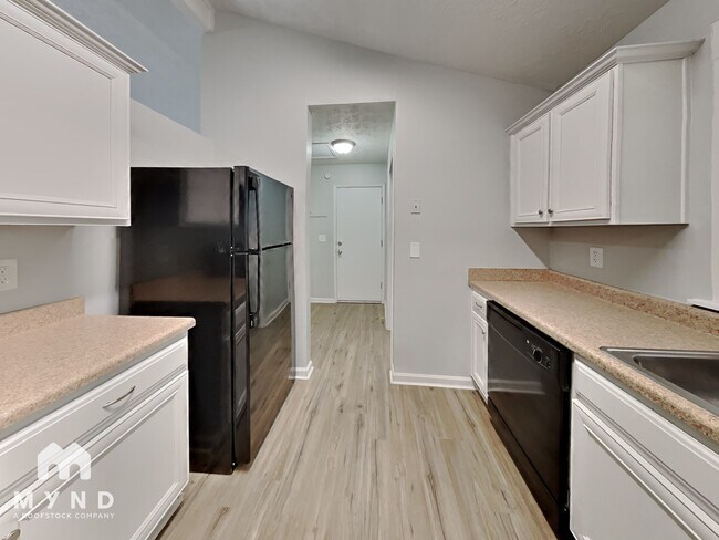 Photo - 7792 Chase Woods Dr