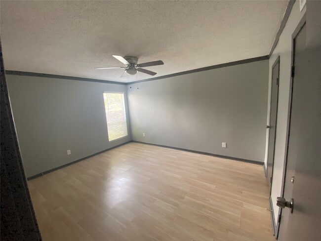 Photo - 12955 Woodforest Blvd