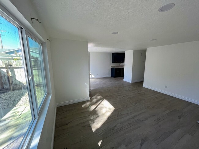 Photo - 12181 Mt Anderson St