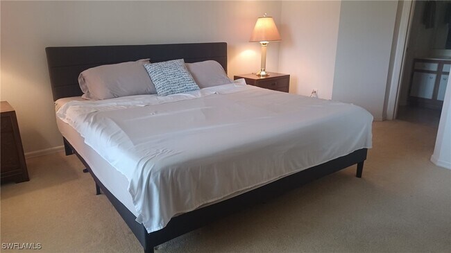 Photo - 716 Landover Cir Unidad 102