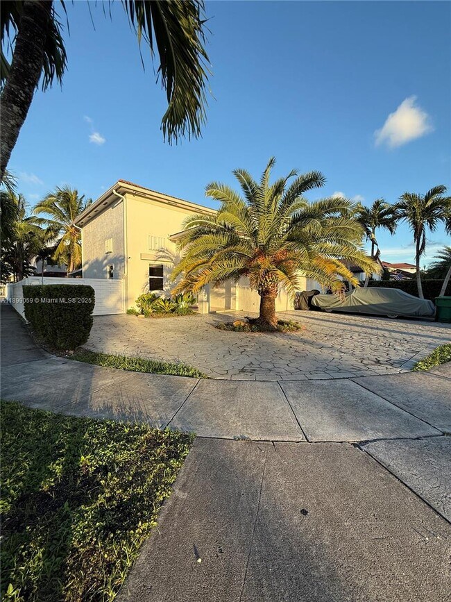 Photo - 2807 SW 145th Ave