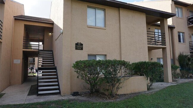 Photo - 5219 Via Hacienda Cir Unidad B209