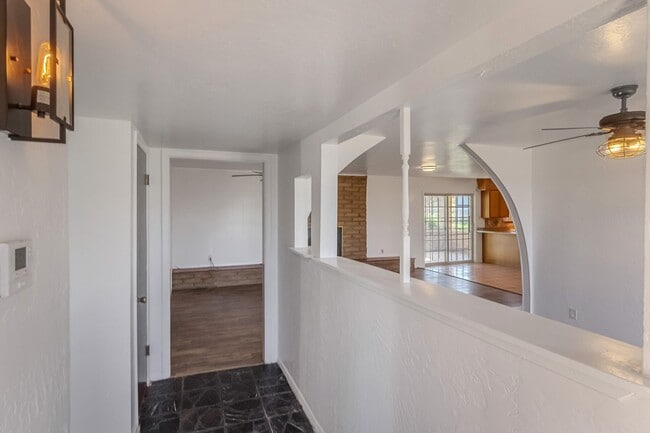 Photo - Adobe beauty in New Mexico South County Valley Unidad A