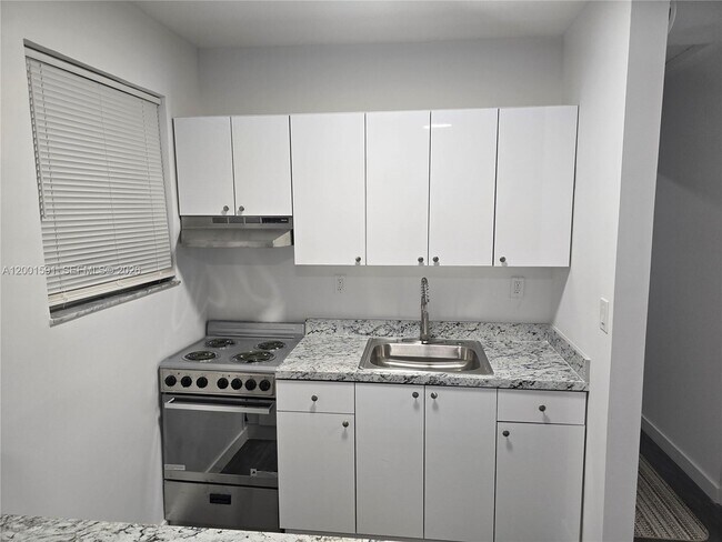 Photo - 2418 Sherman St Unit 1