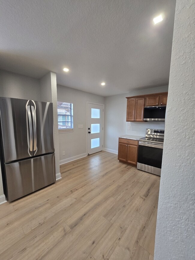 1706 N Tampania Ave Unit D