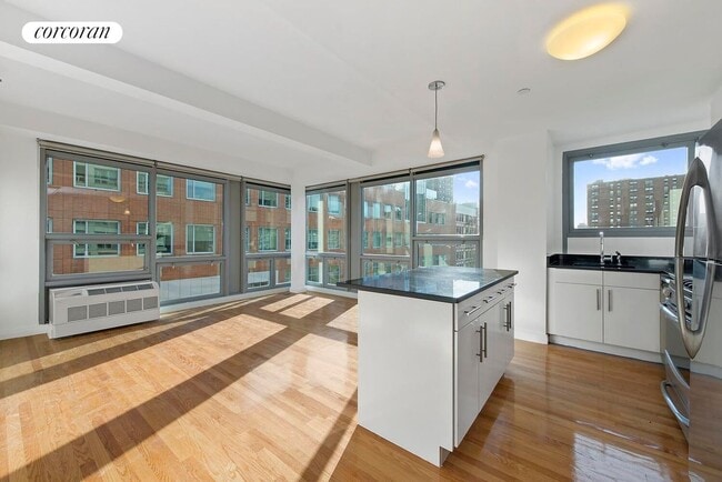 Building Photo - 181 E 119th St Rental