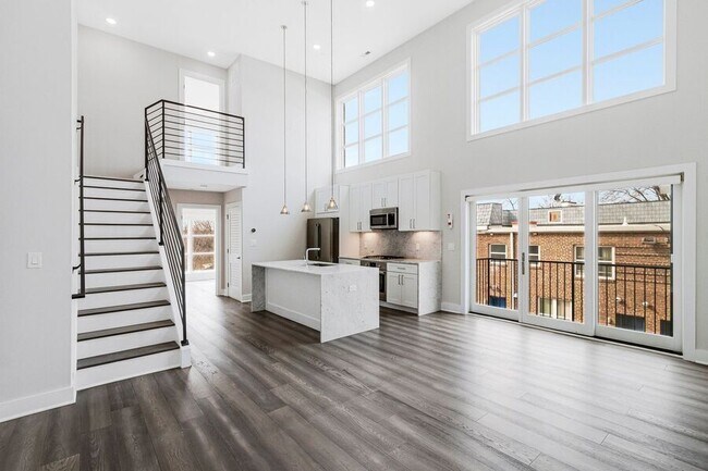 Building Photo - 205 V St NW