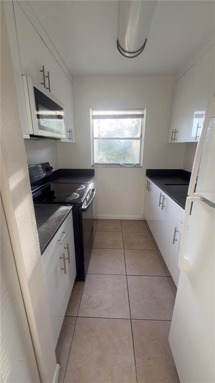 Photo - 1926 Honour Rd Unit 4