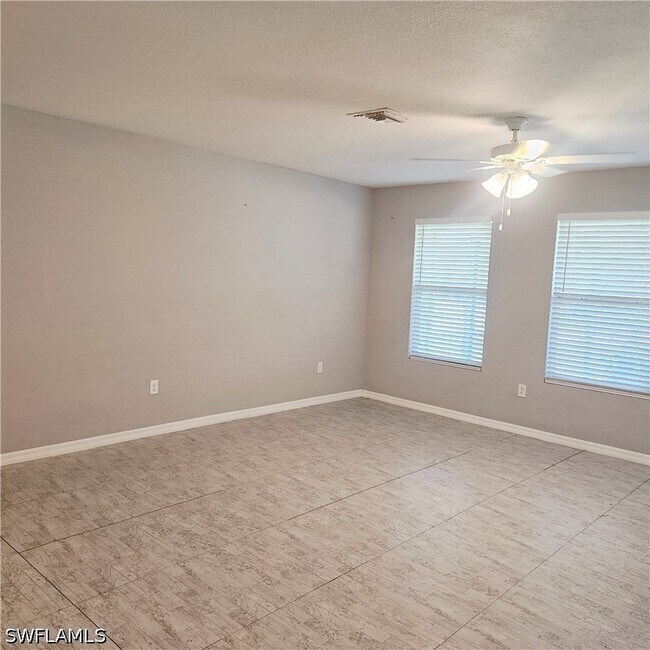 Photo - 2509 42nd St W