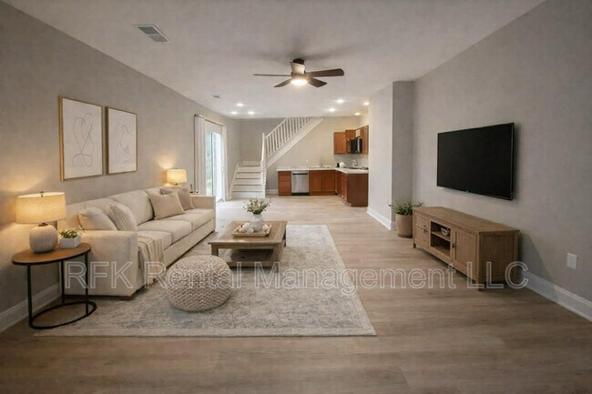 Photo - 2224 Langley Ave