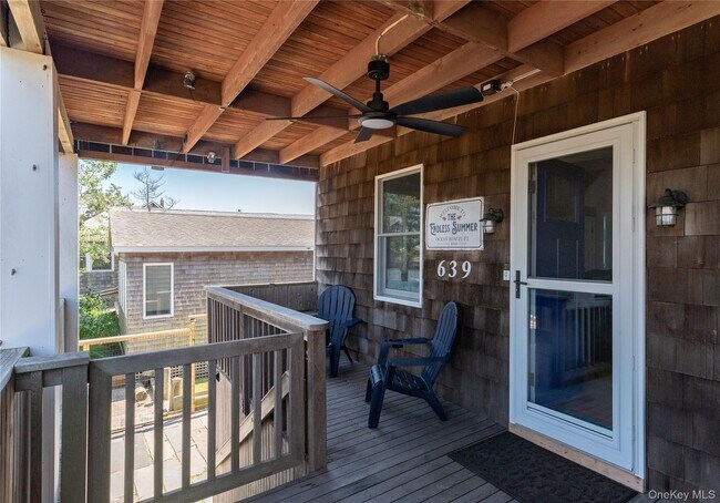 Photo - 639 Ocean Breeze Walk