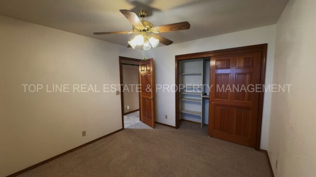 Photo - Beautiful Country Custom Home For Rent in Corcoran!