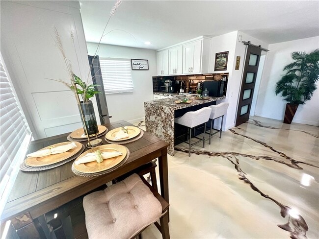 1299 E Levee Dr