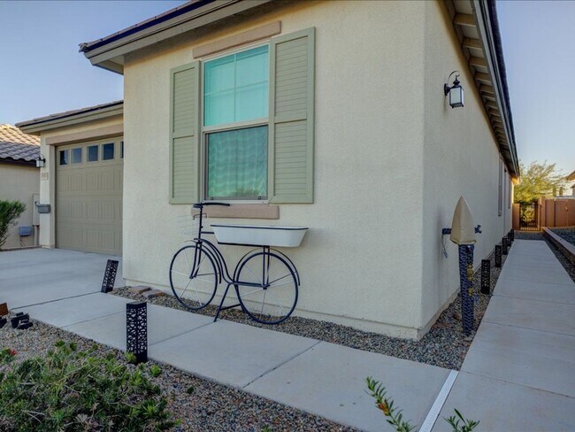 Photo - 3 Bedroom 2 Bathroom With Office/Flex room Located in RANCHO SAHUARITA!