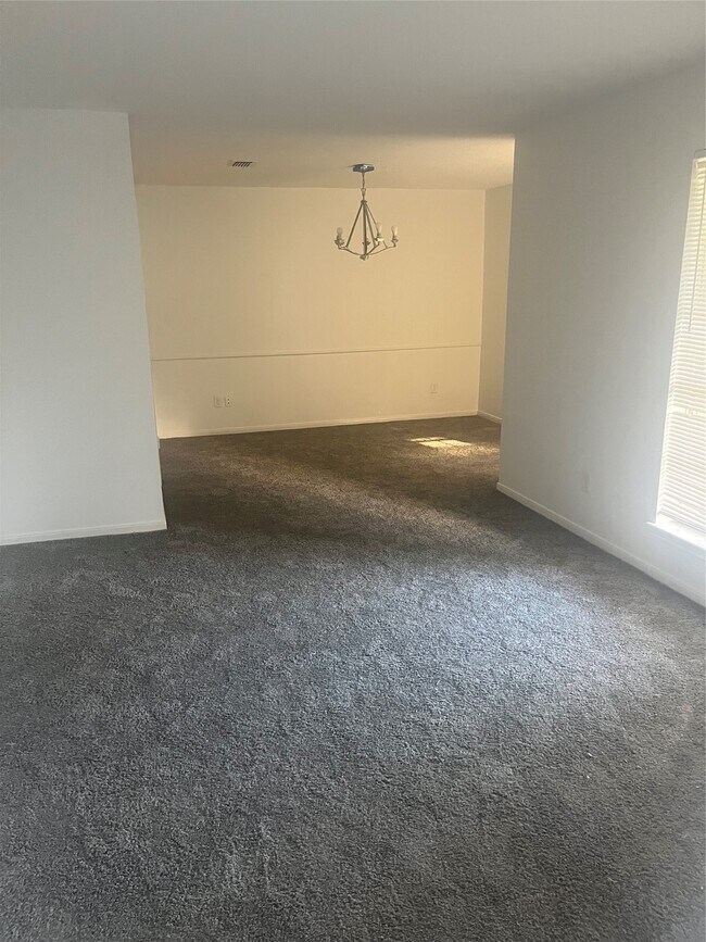 Photo - 7015 Maple Fox Dr