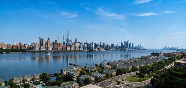 Building Photo - 7000 JFK Blvd E Unit 24D